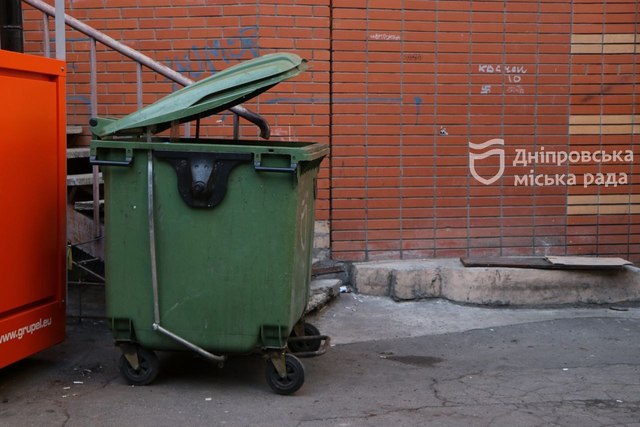 Щоденні рейдові перевірки: як у Дніпрі контролюють вивіз сміття?