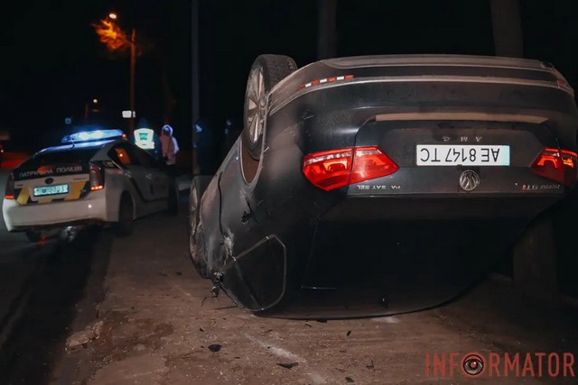    ³ Volkswagen   Toyota  :  