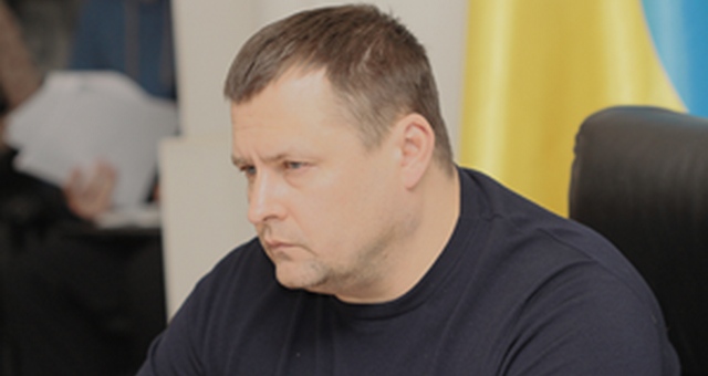  Գ ,        