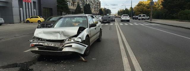      Honda    :  