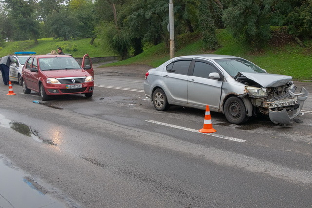    ѳ   Renault, Geely  Mazda:  