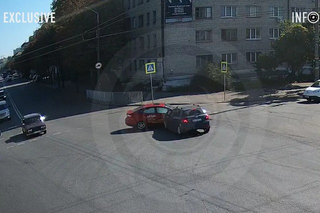    ѳ   Kia  Ford   Uklon