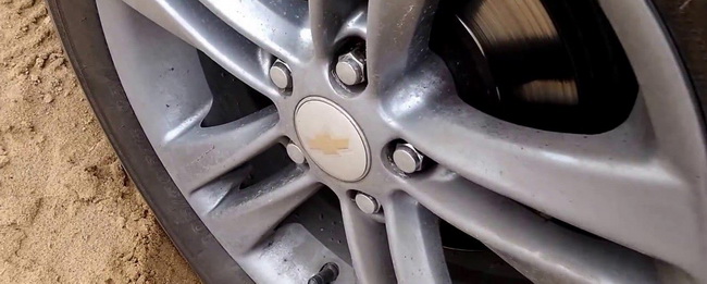       Chevrolet    :  