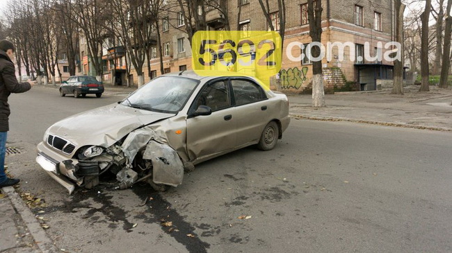   Daewoo Lanos   ,  