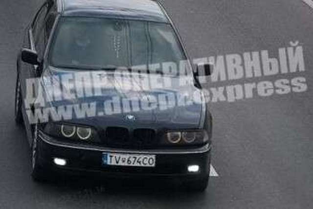     BMW    :  -
